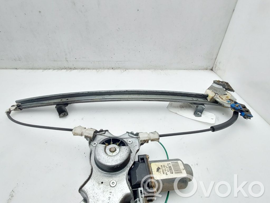 Nissan Almera Tino Elektryczny podnośnik szyby drzwi przednich 