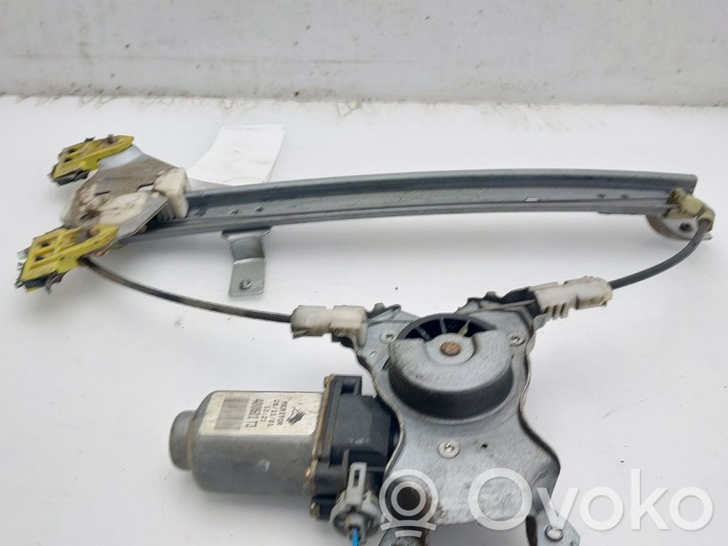 Nissan Almera Tino Alzacristalli manuale della portiera posteriore 