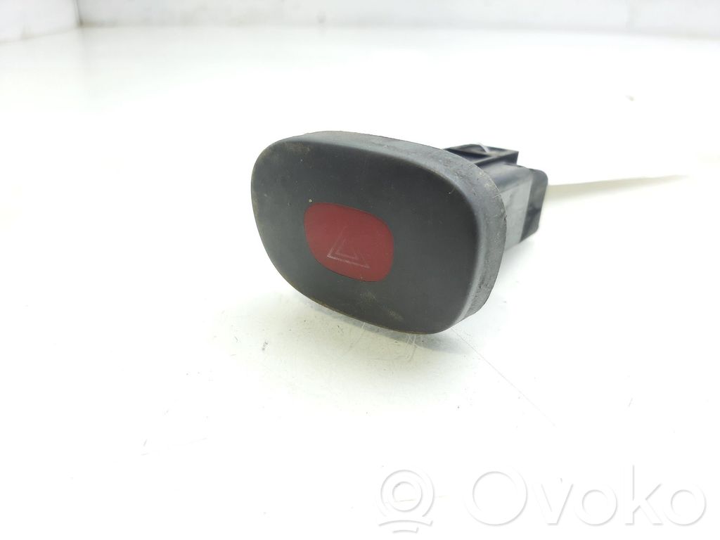 Renault Clio II Hazard light switch 