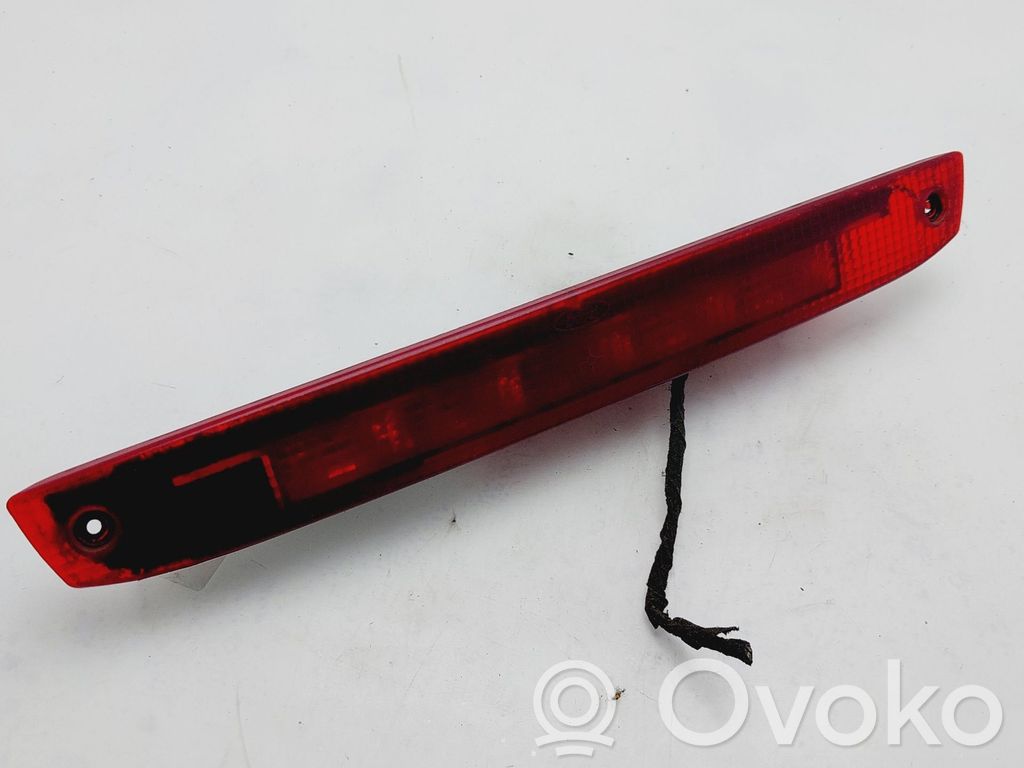 Kolmas/lisäjarruvalo   VP4M5X13A613A