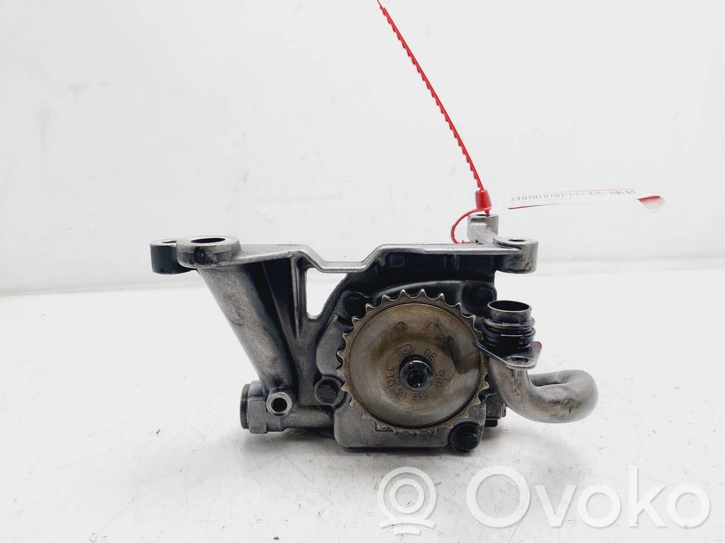 Oil pump   059115105G