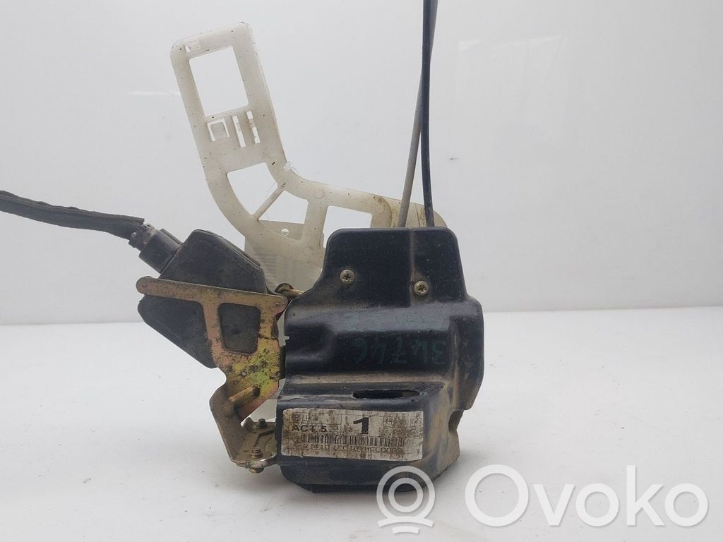 Cerradura de puerta trasera   814101F010