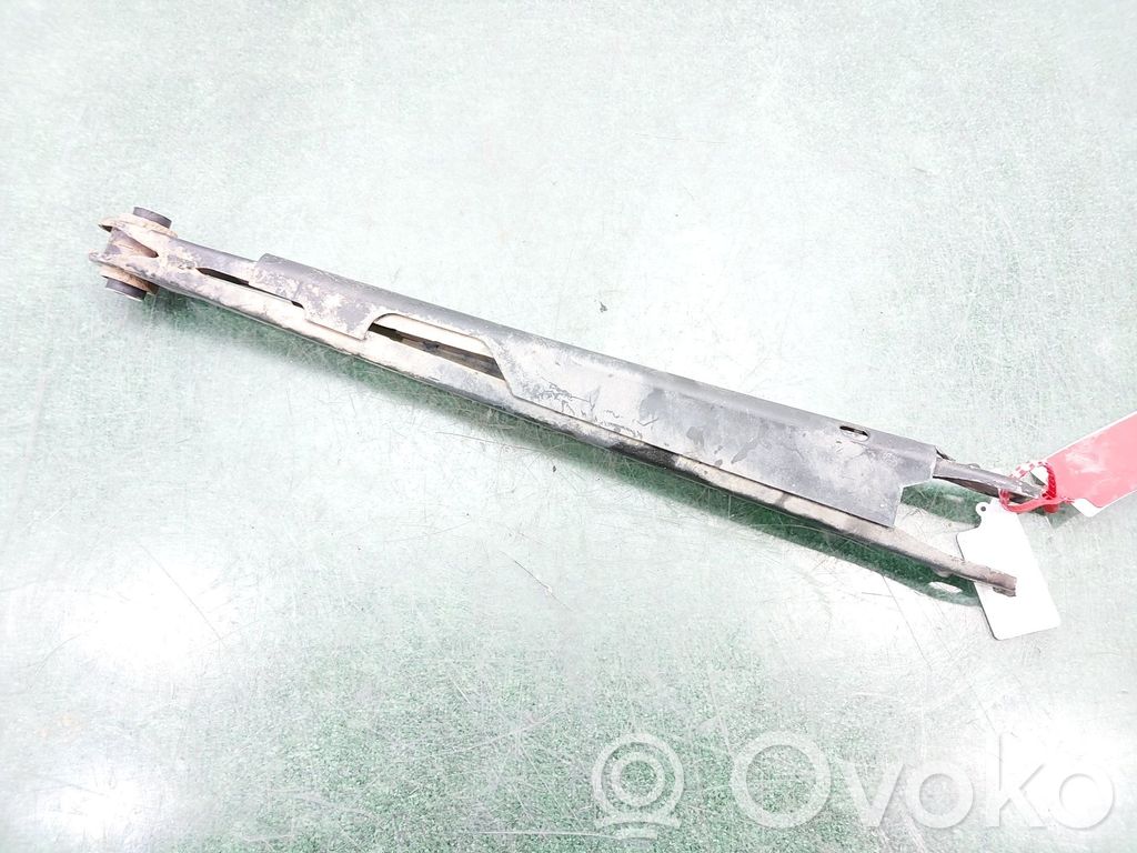 Takatukivarsi   33303411651