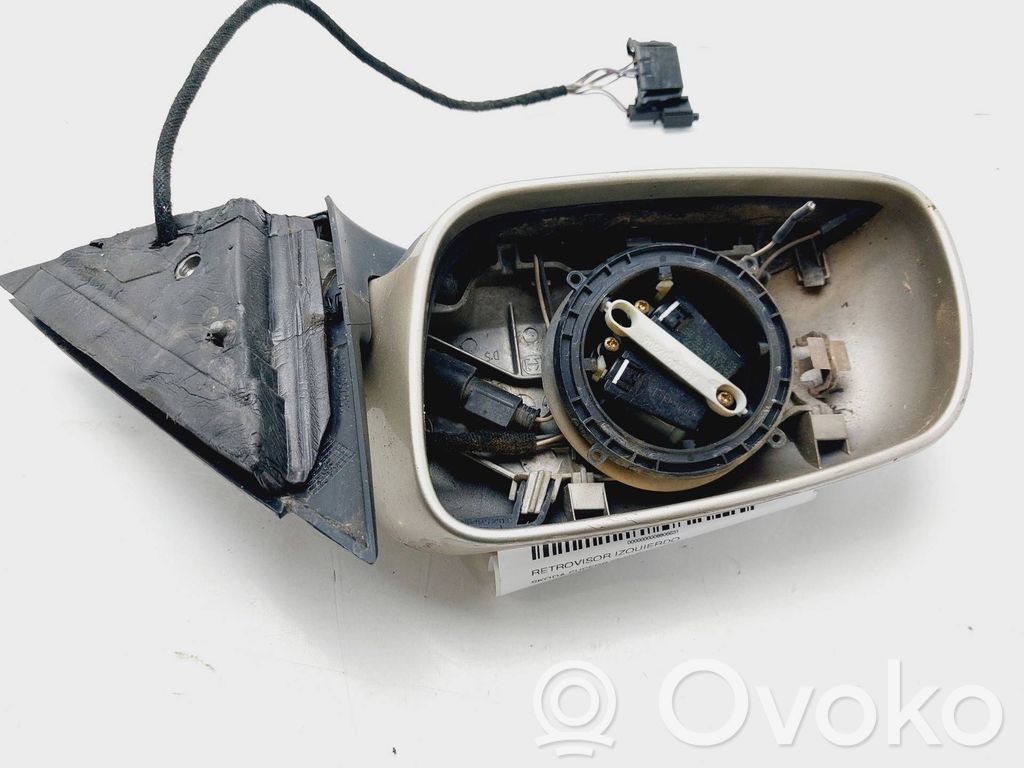 Skoda Superb B5 (3U) Elektryczne lusterko boczne drzwi przednich 