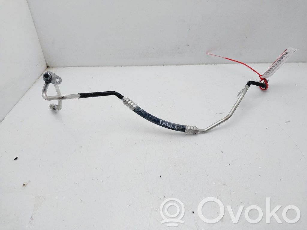 Ilmastointilaitteen putki (A/C)   8W1816720