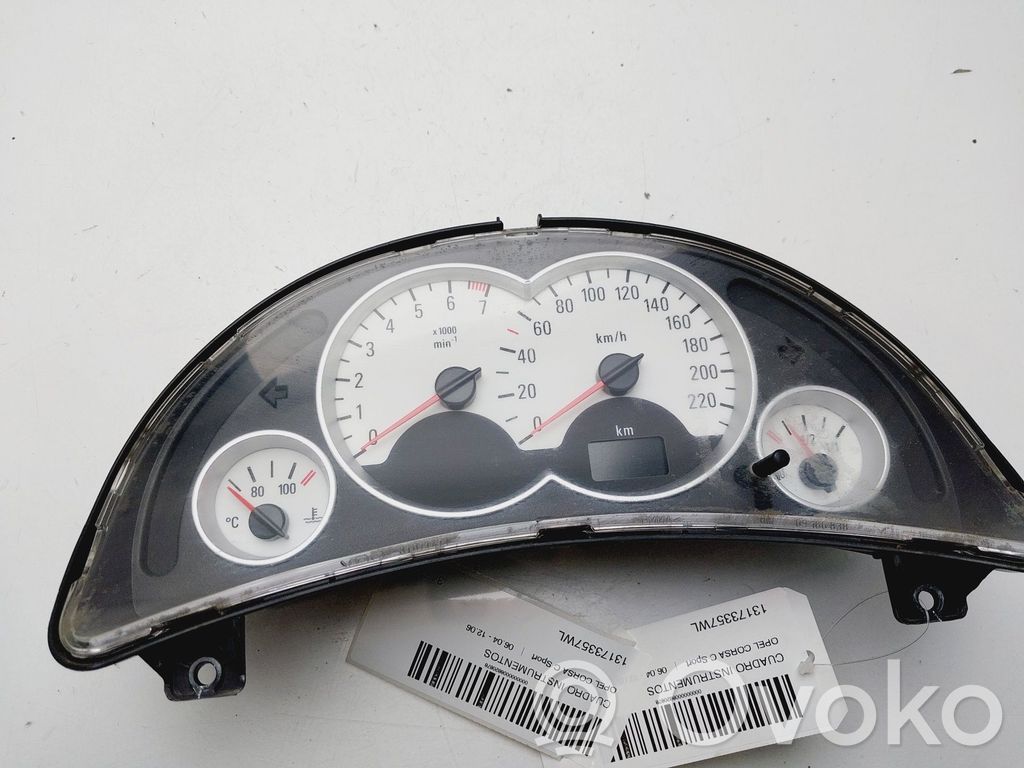 Opel Corsa C Nopeusmittari (mittaristo) 