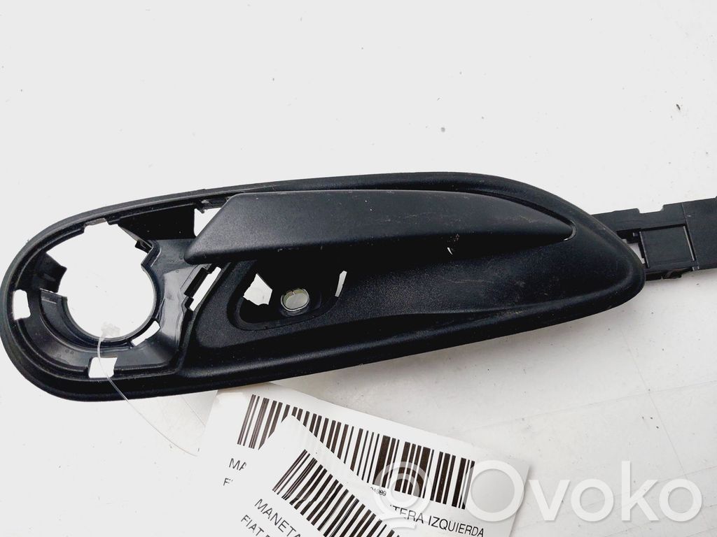 Fiat Punto Evo Manecilla interna puerta delantera 