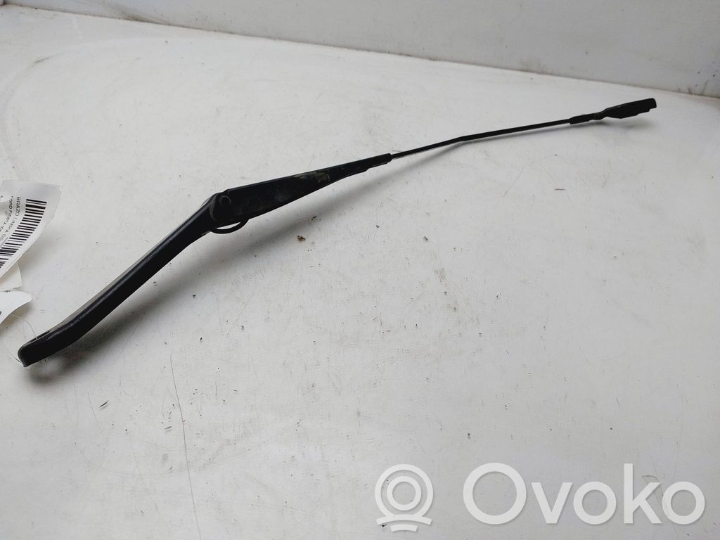 Ford Fiesta Ramię wycieraczki szyby przedniej / czołowej 