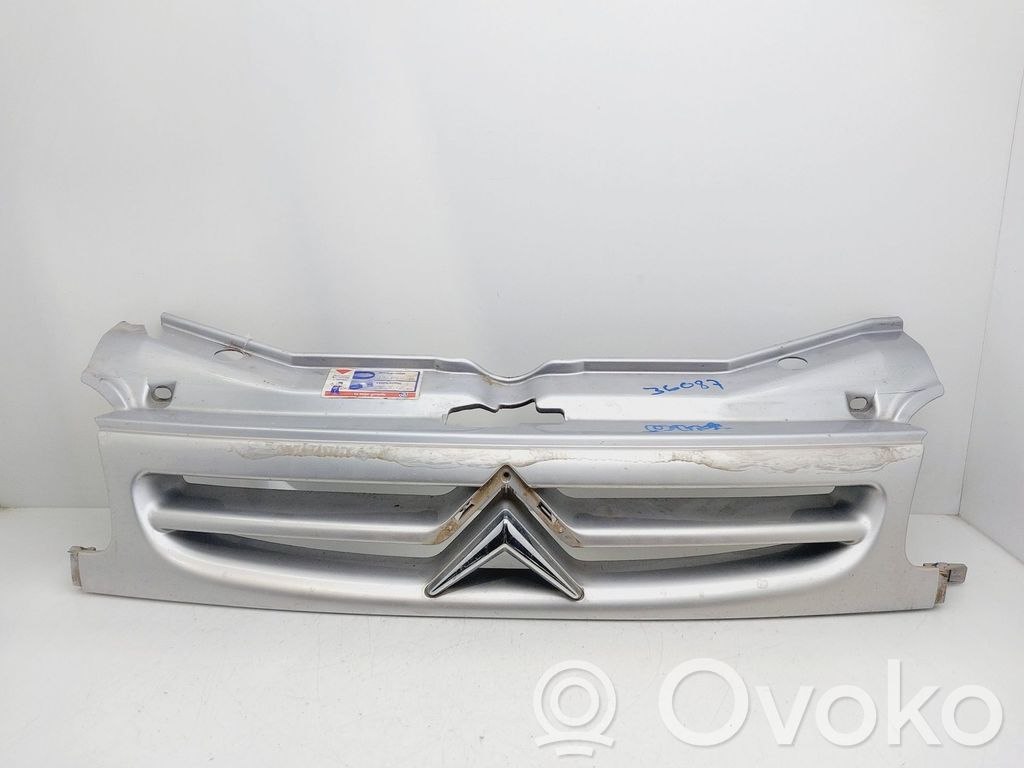 Citroen Berlingo Etusäleikkö 