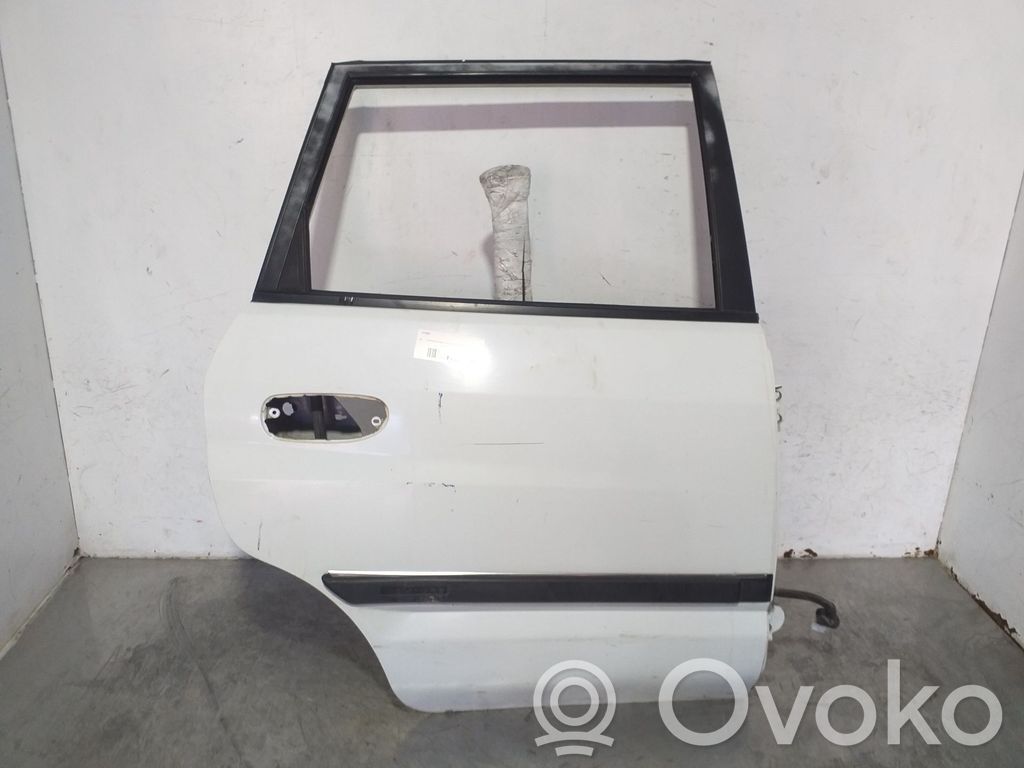 Mitsubishi Space Star Puerta trasera 
