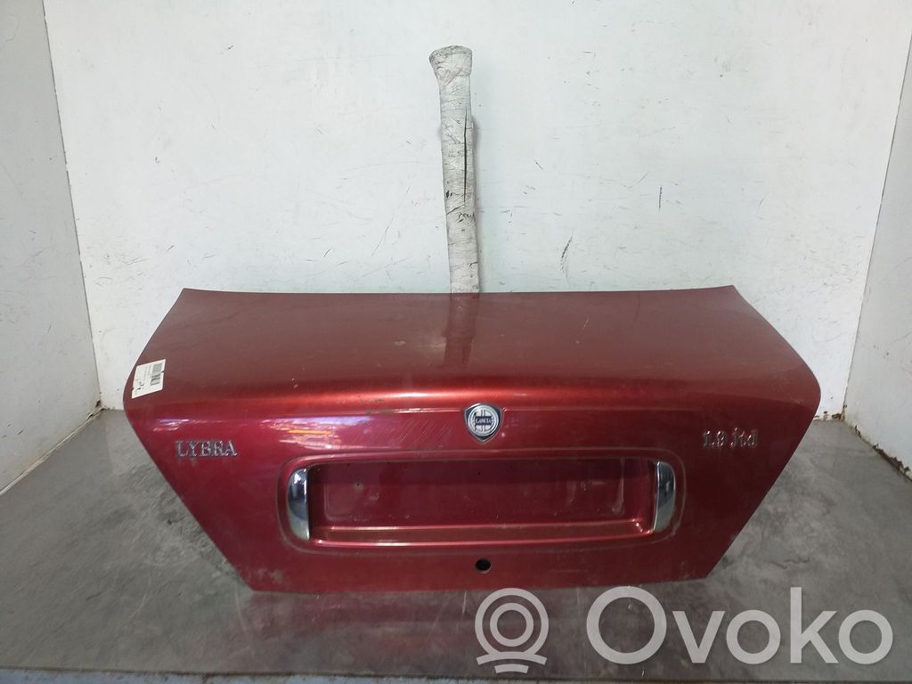 Lancia Lybra Takaluukun/tavaratilan kansi 