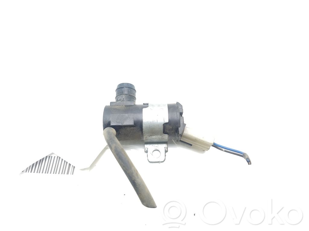 Mitsubishi Montero Windscreen/windshield washer pump 