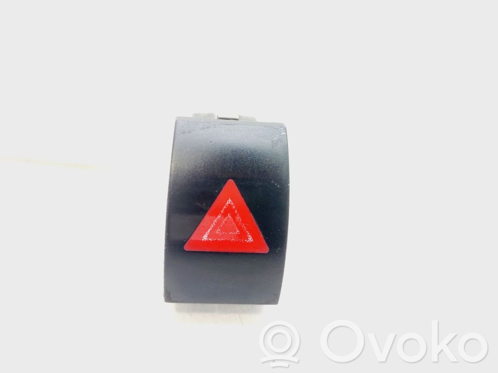 Skoda Octavia Mk2 (1Z) Schalter Warnblinkanlage