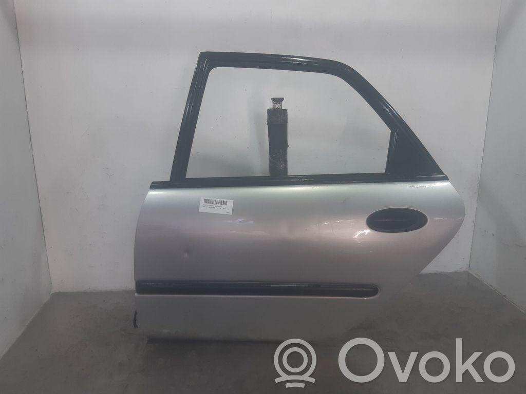 Renault Laguna I Puerta trasera 