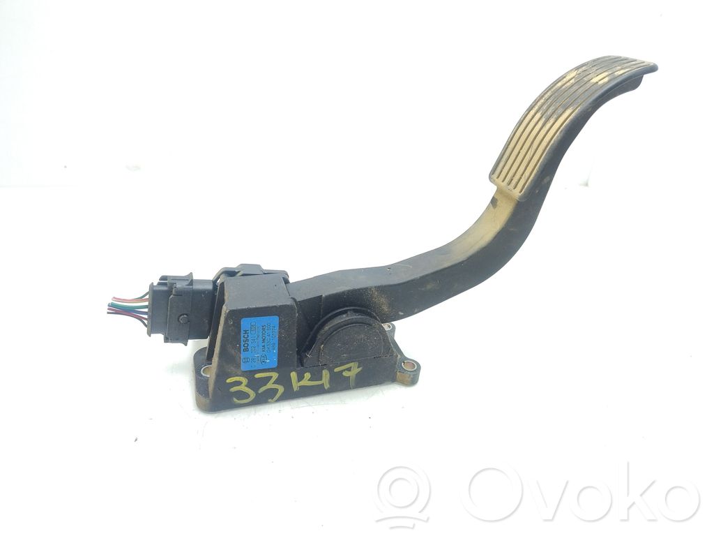 KIA Carnival Accelerator throttle pedal 