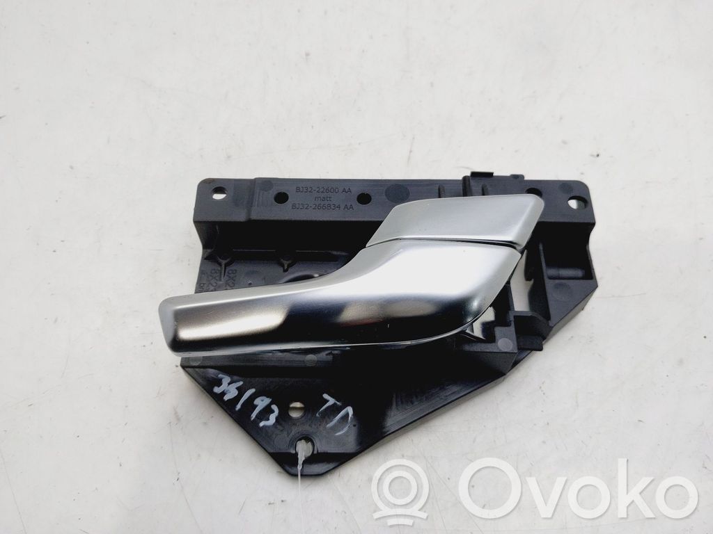 Land Rover Range Rover Evoque L538 Manecilla interna puerta trasera 