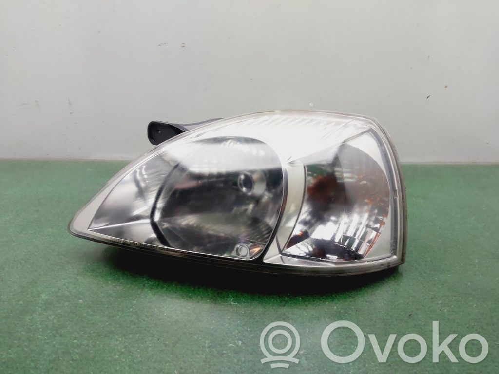 KIA Rio Scheinwerfer 