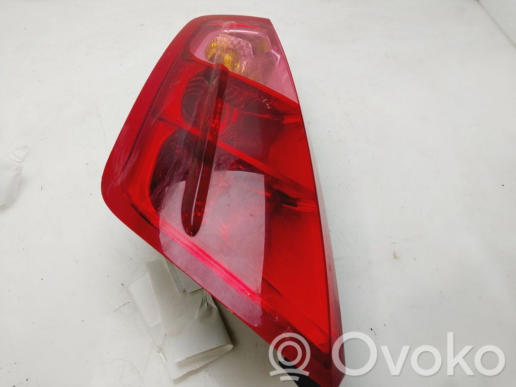 Fiat Grande Punto Lampa tylna 