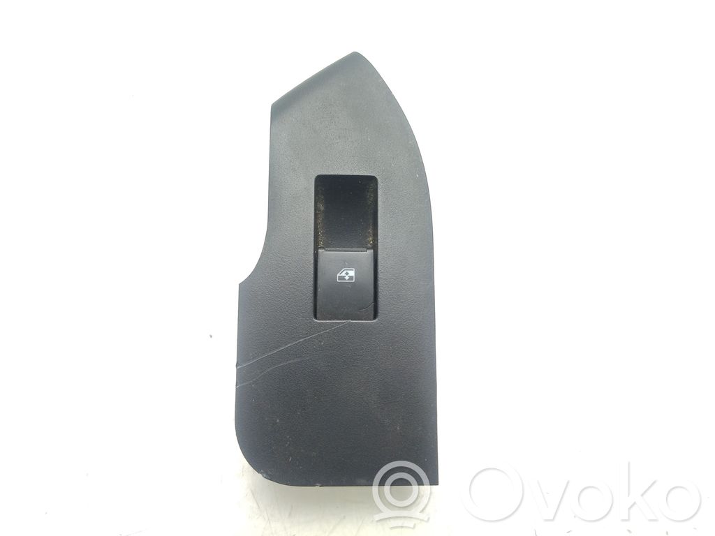Chevrolet Captiva Electric window control switch 