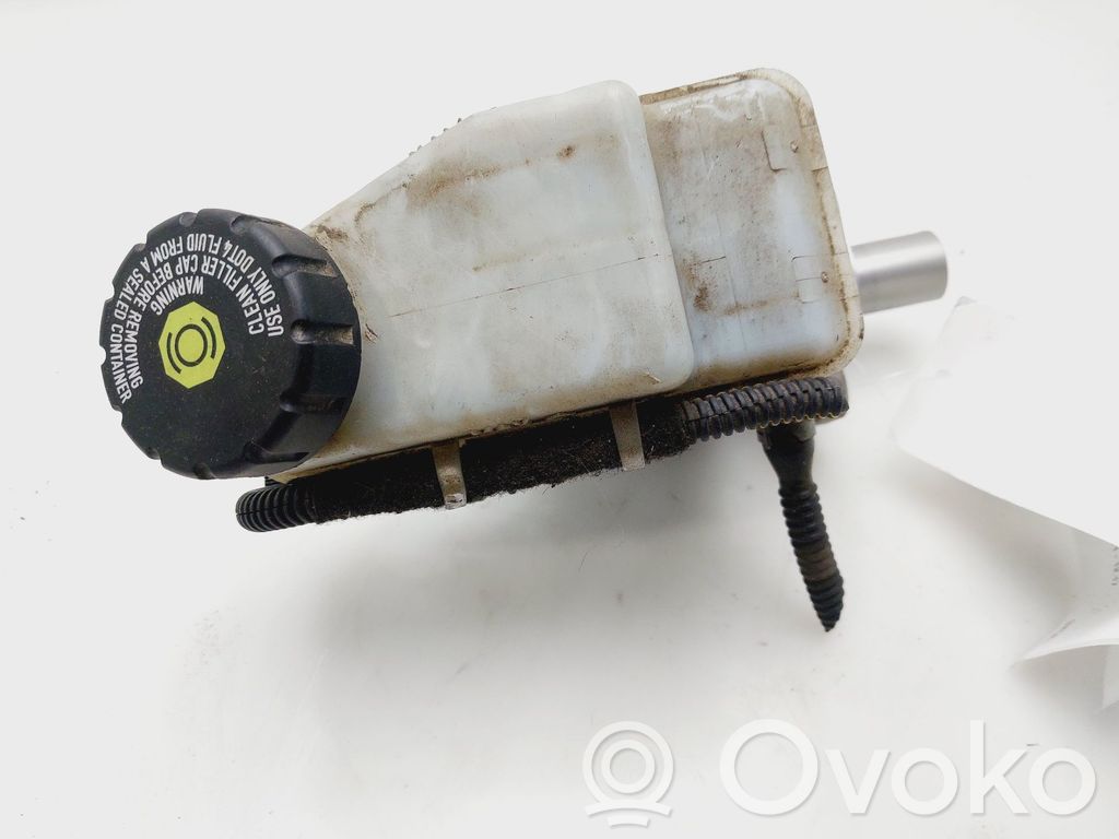 Opel Meriva B Pääjarrusylinteri 