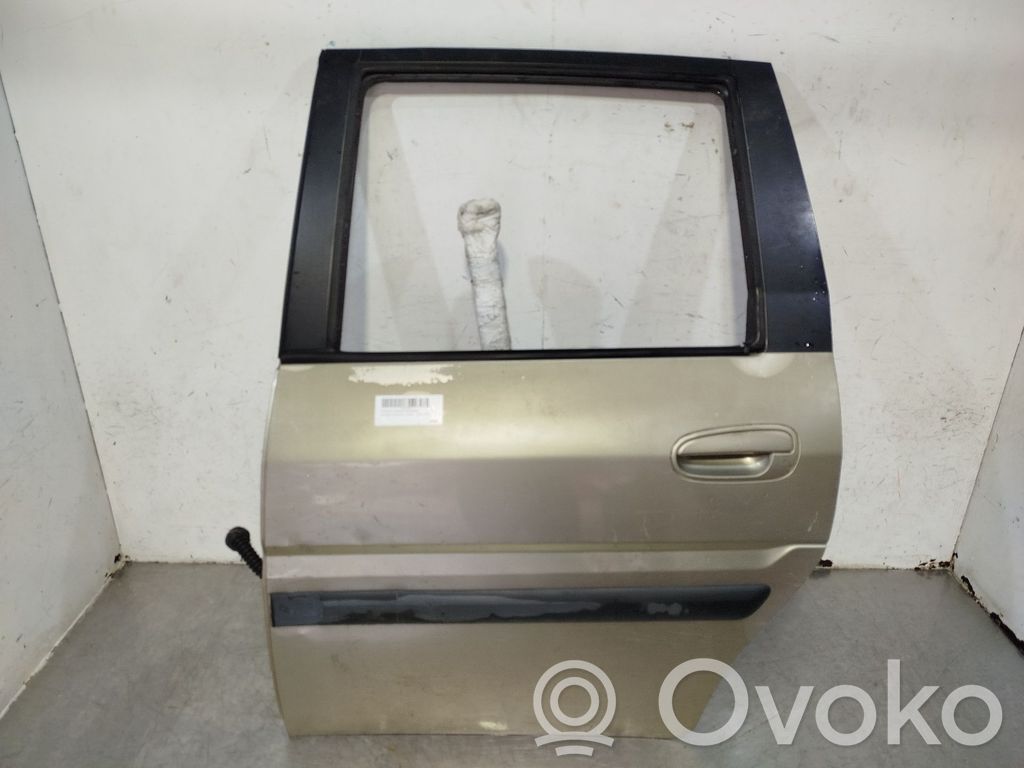 Hyundai Matrix Puerta trasera 