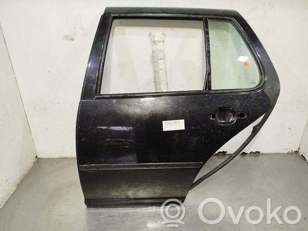 Volkswagen Golf IV Puerta trasera 