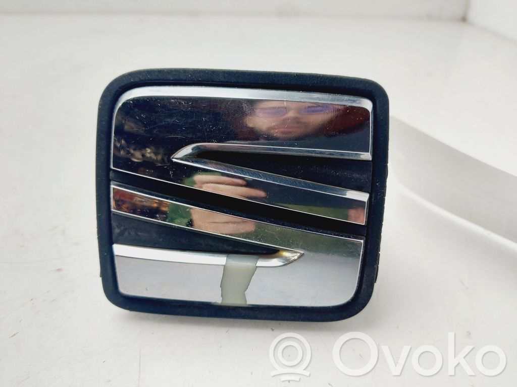 Seat Leon (5F) Uchwyt / Rączka zewnętrzna otwierania klapy tylnej / bagażnika 