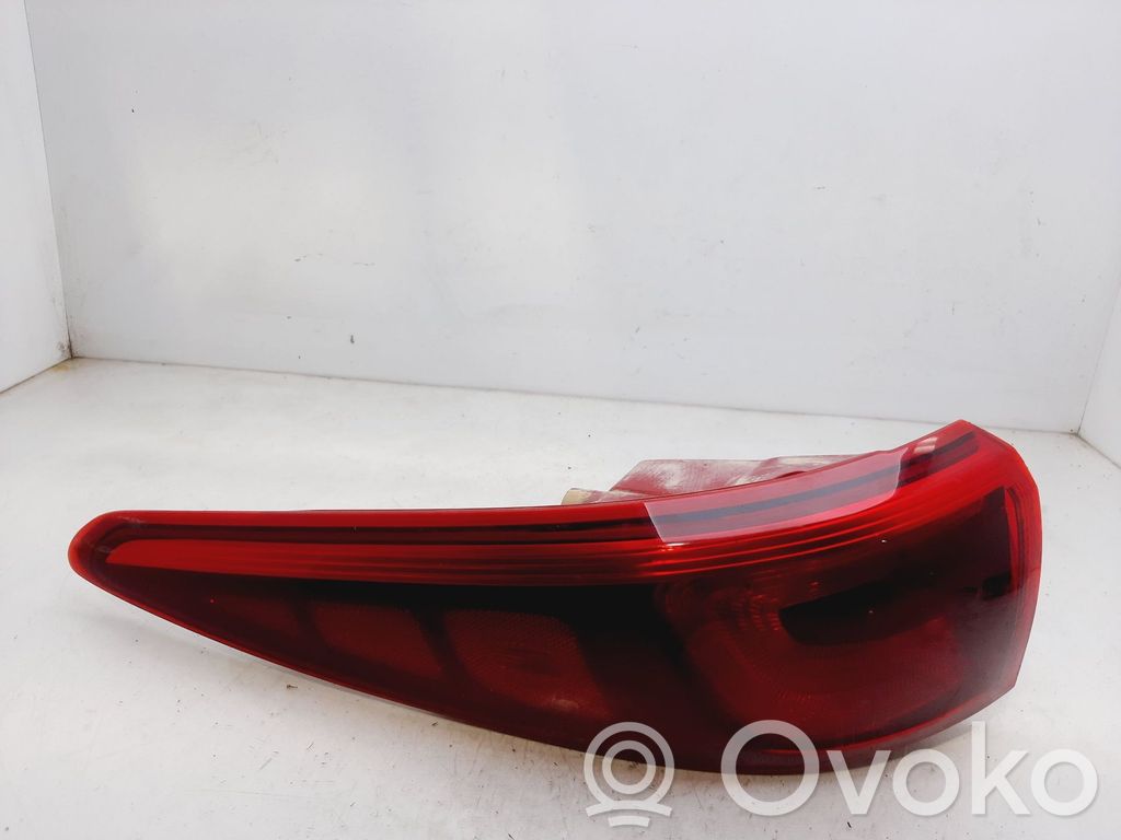 KIA Sportage Lampă spate în caroserie 