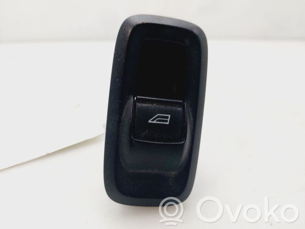 Ford Fiesta Interruptor del elevalunas eléctrico 