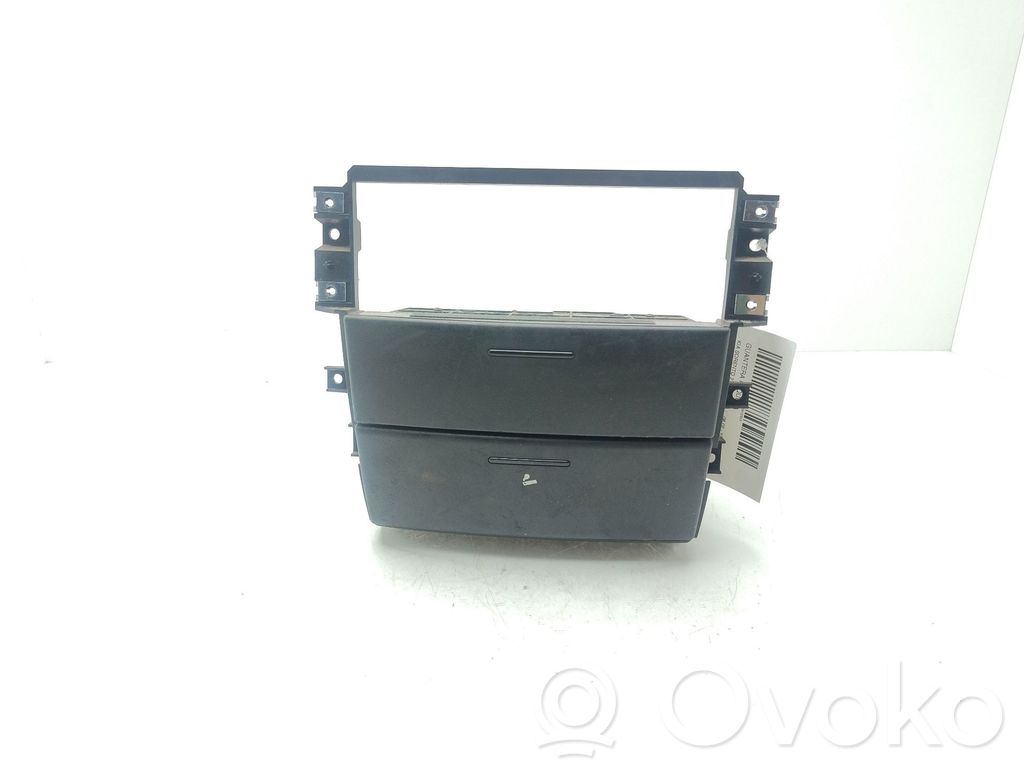 Guantera   845703E000