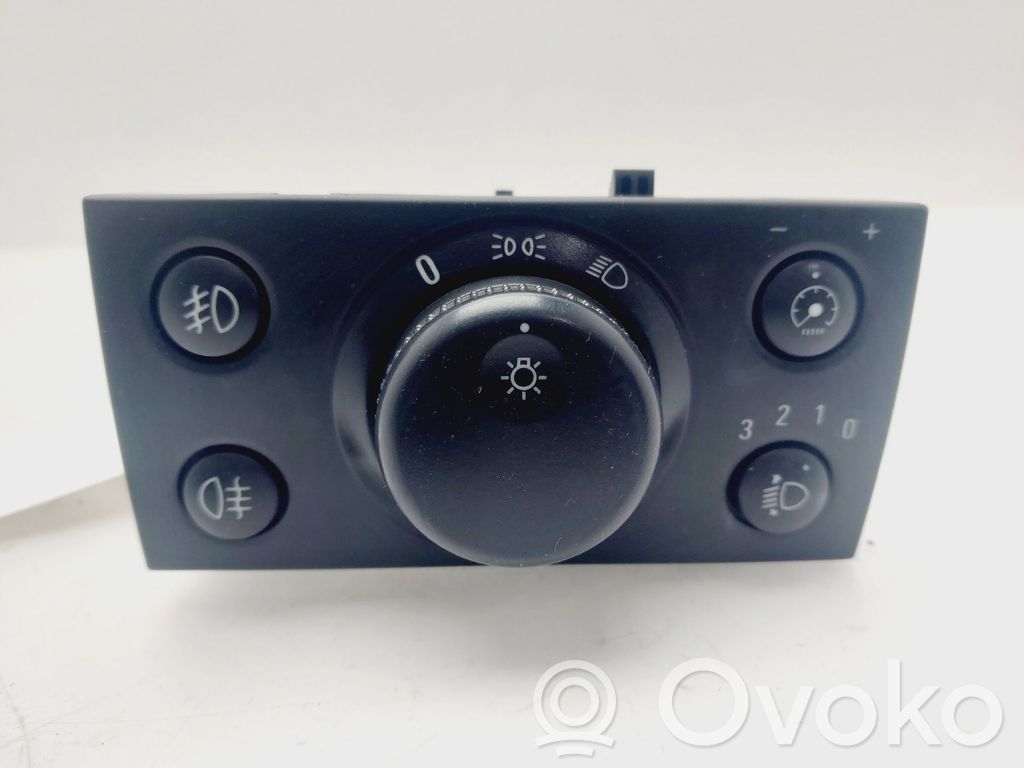 Opel Vectra C Light switch 