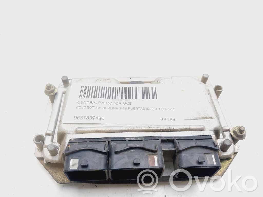 Peugeot 306 Engine control unit/module 