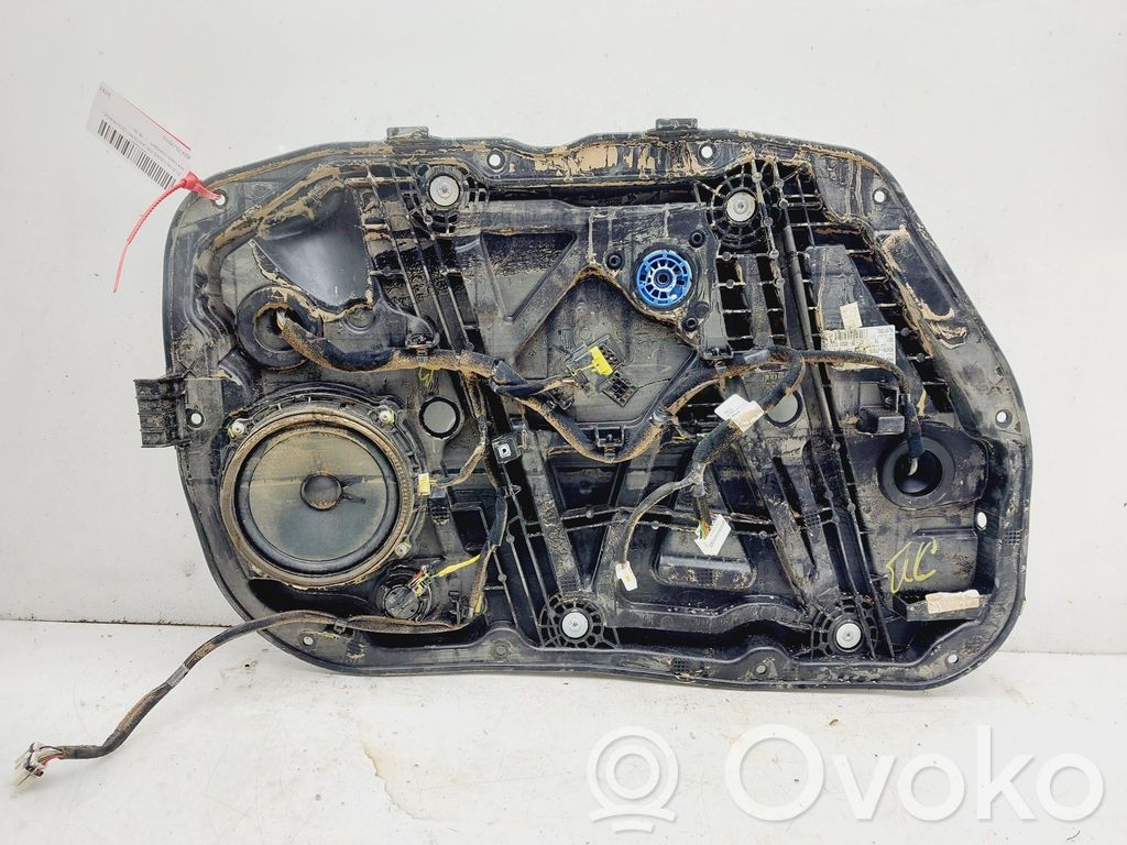 KIA Ceed Regulador de puerta delantera con motor 