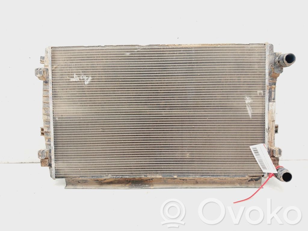 Volkswagen Golf VII Radiator lichid răcire 