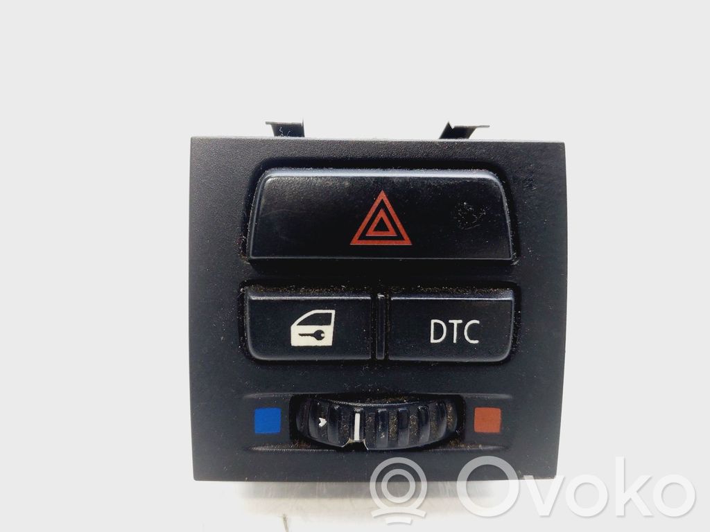 Botón interruptor de luz de peligro   6945652
