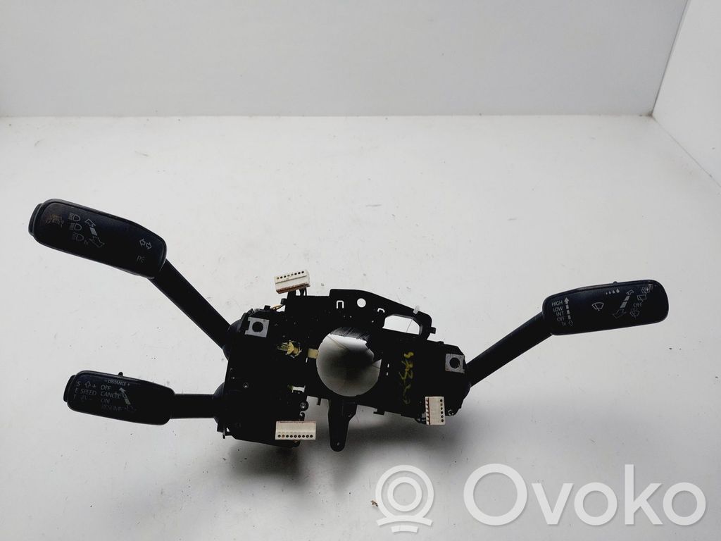 Seat Leon (5F) Autres commutateurs / boutons / leviers 