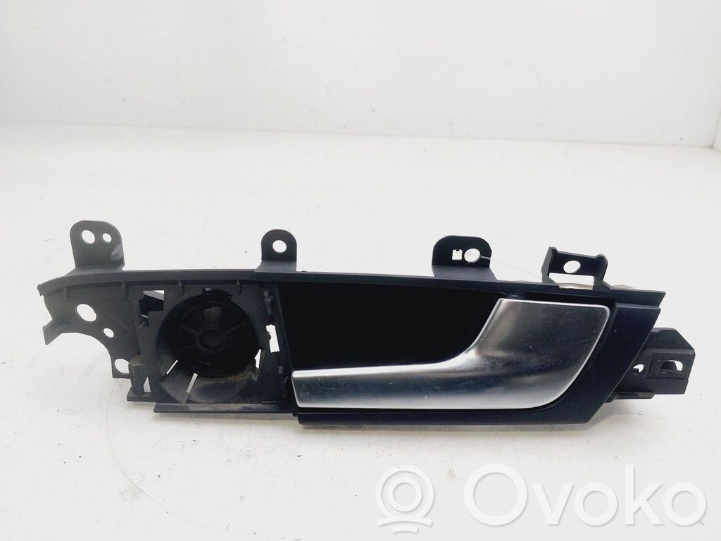 Audi A3 S3 8P Manecilla interna puerta trasera 