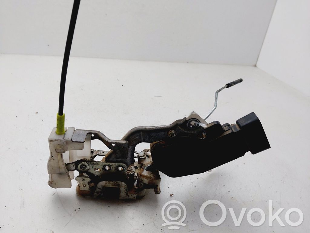 Front door lock   9135S3