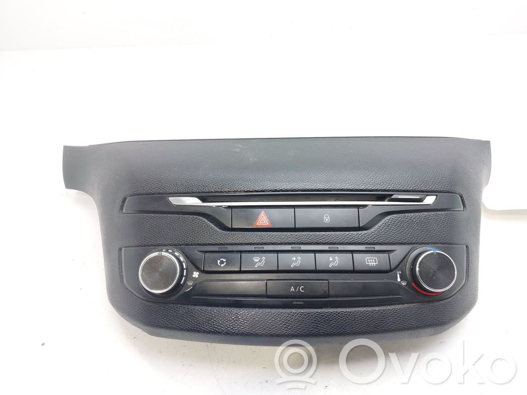 Peugeot 308 Climate control unit 