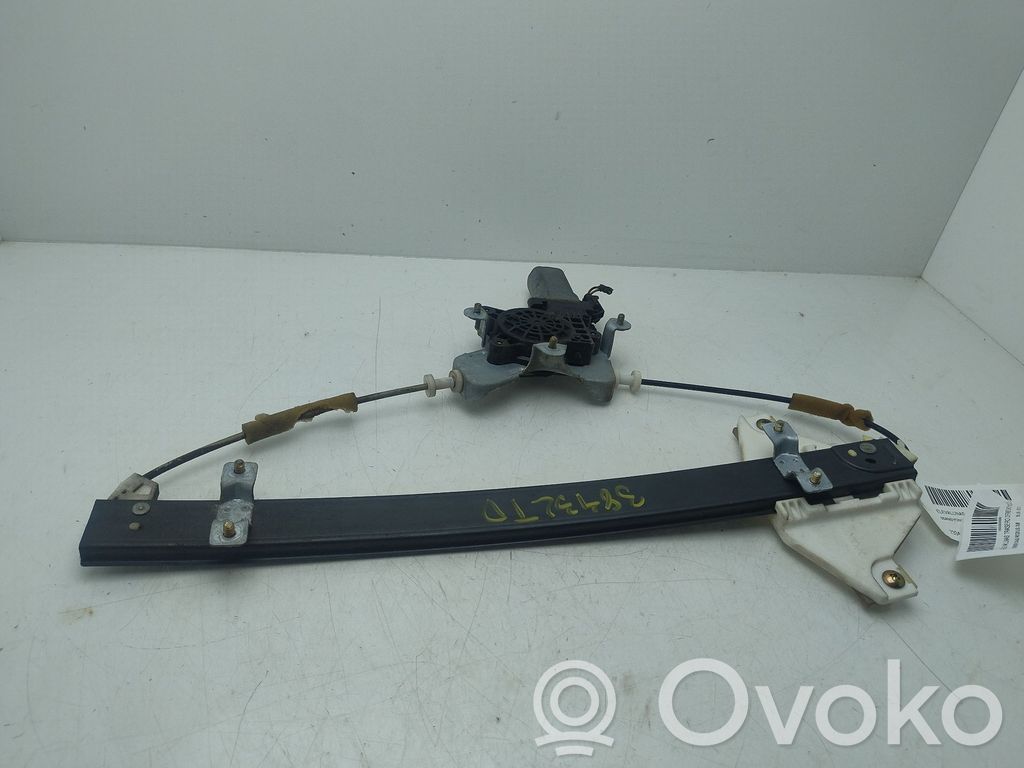 SsangYong Rodius Macara geam spate manuală 