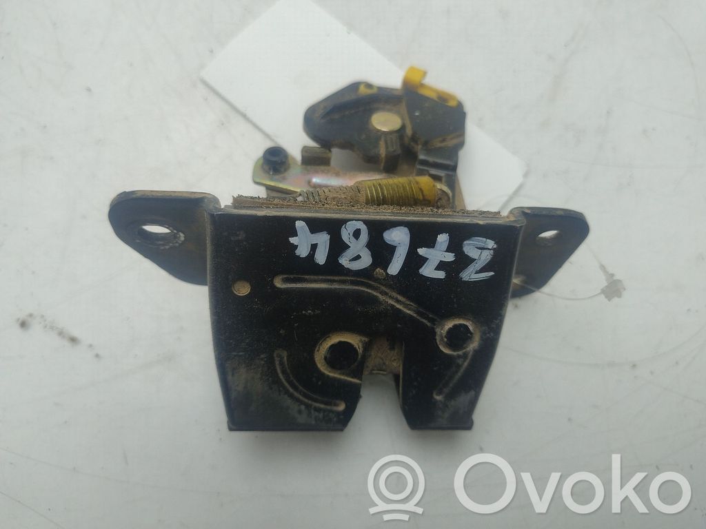 Chevrolet Captiva Tailgate lock latch 