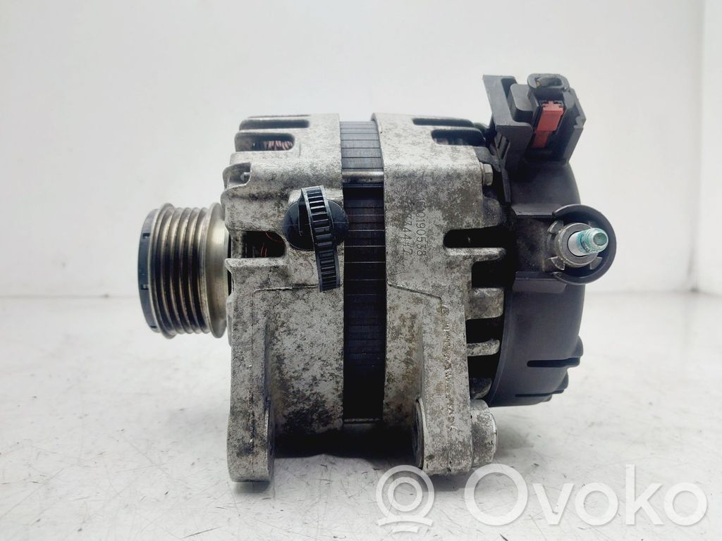 Alternador   373002A950