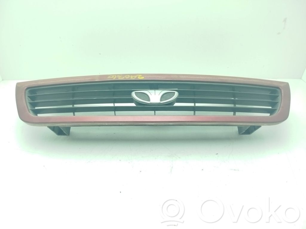 Daewoo Nexia Rejilla delantera 