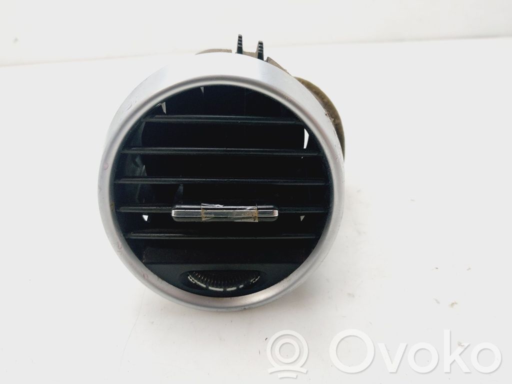 Mercedes-Benz ML W164 Dash center air vent grill 