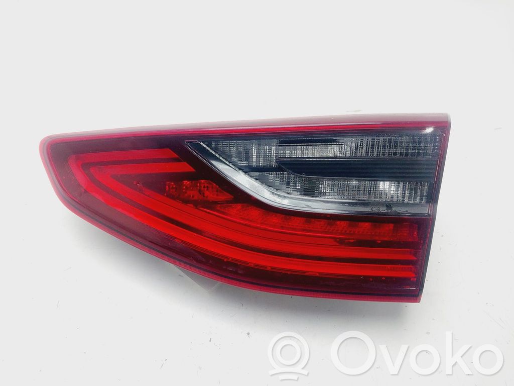 KIA Ceed Takaluukun takavalot 