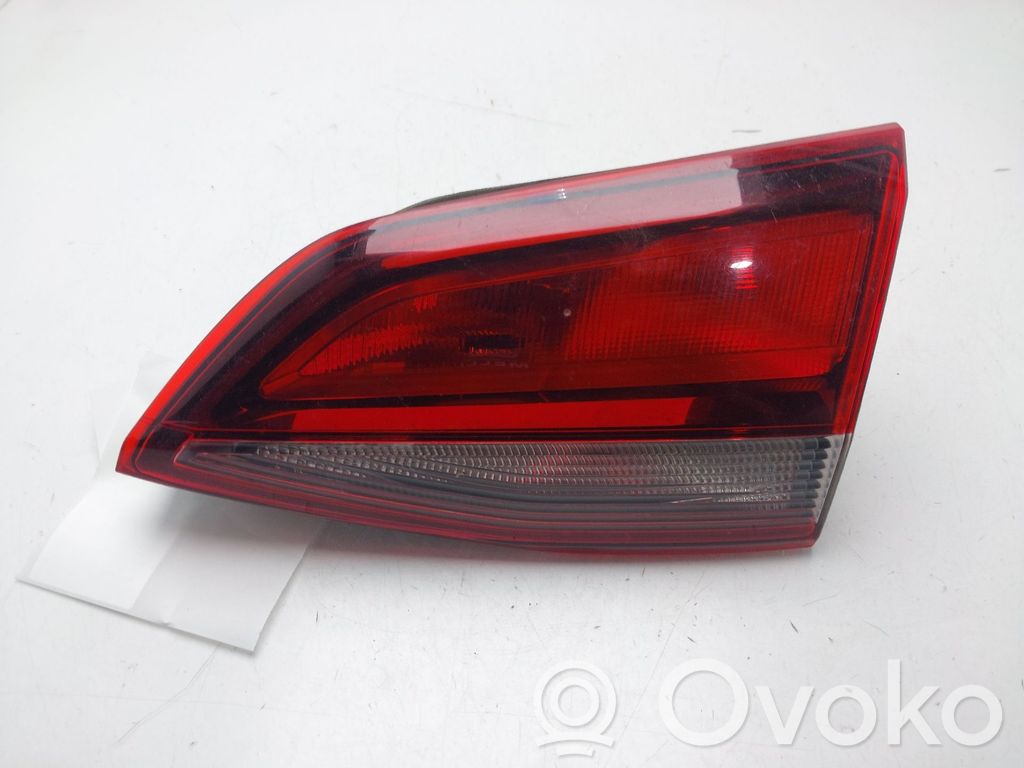 Opel Astra K Takaluukun takavalot 