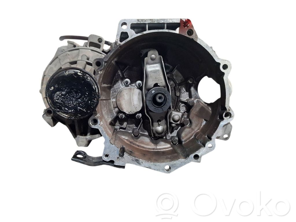 Volkswagen Golf VII Cutie viteze manuală cu 5 trepte 