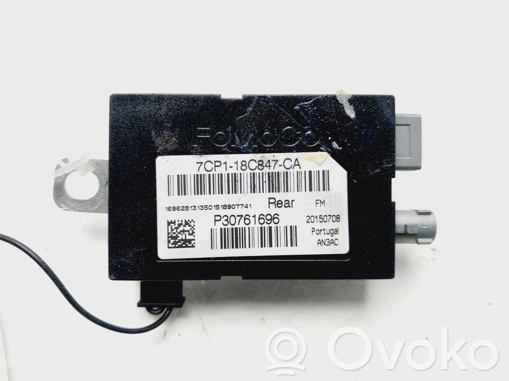 Amplificador de antena aérea   7CP118C847CA