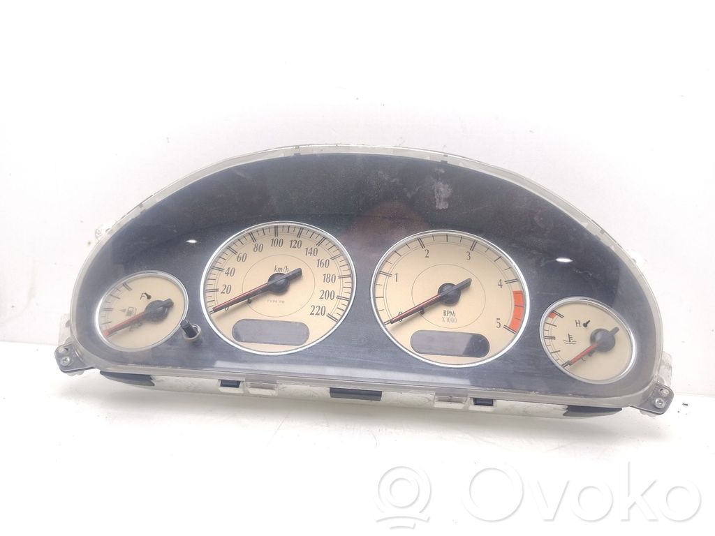 Chrysler Voyager Tachimetro (quadro strumenti) 