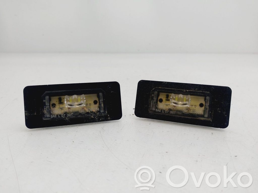Luce targa   63267193293